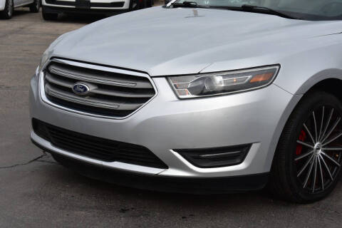 2015 Ford Taurus SEL