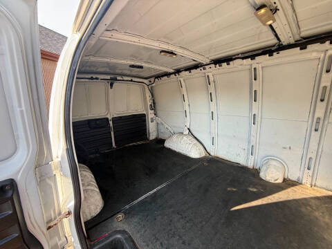 2021 Chevrolet Express 2500