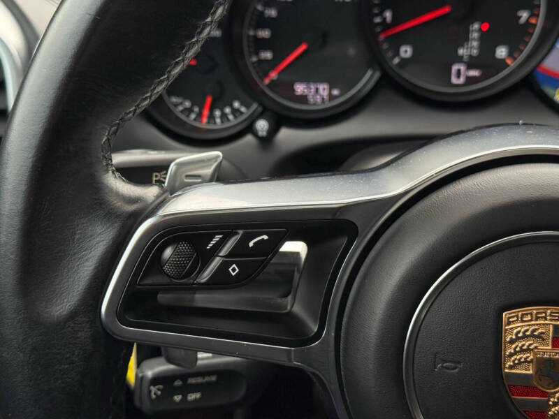 2016 Porsche Cayenne GTS