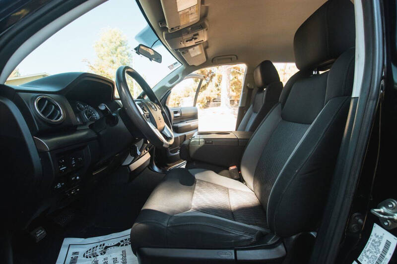 2014 Toyota Tundra SR5