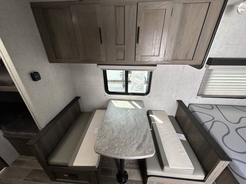 2021 Gulfstream ENLIGHTEN