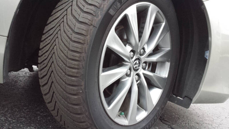 2015 Toyota Camry Hybrid XLE