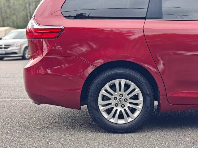 2017 Toyota Sienna