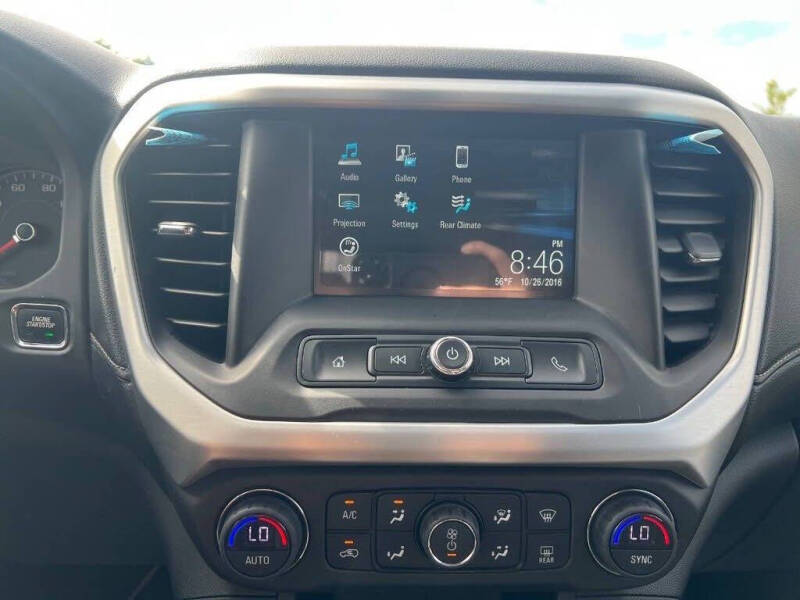 2017 GMC Acadia SLE-1