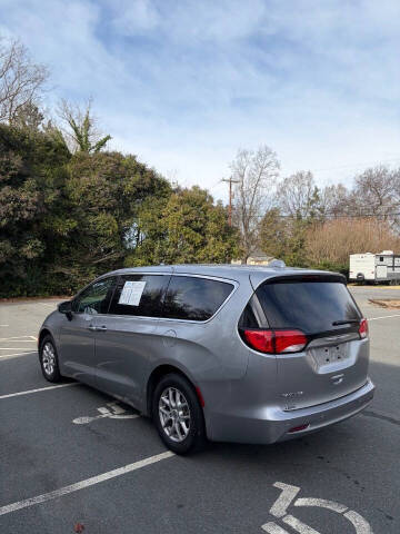 2017 Chrysler Pacifica Touring