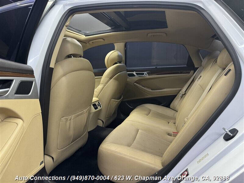 2015 Hyundai Genesis