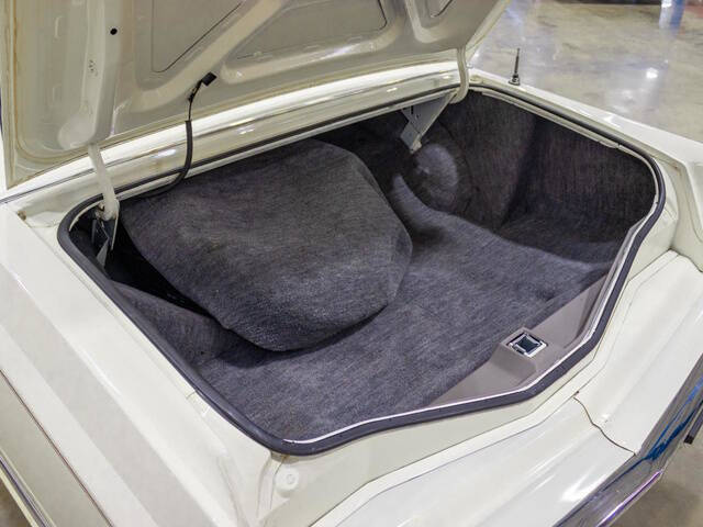 1977 Lincoln Mark V