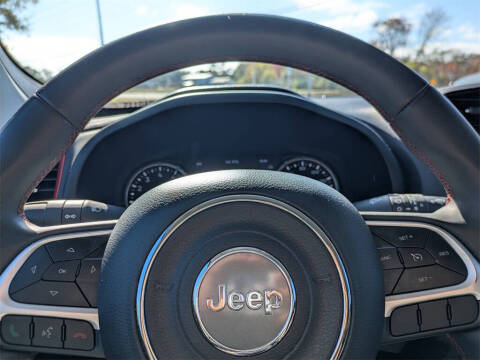 2023 Jeep Renegade Trailhawk