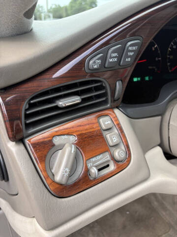 2003 Cadillac DeVille DHS