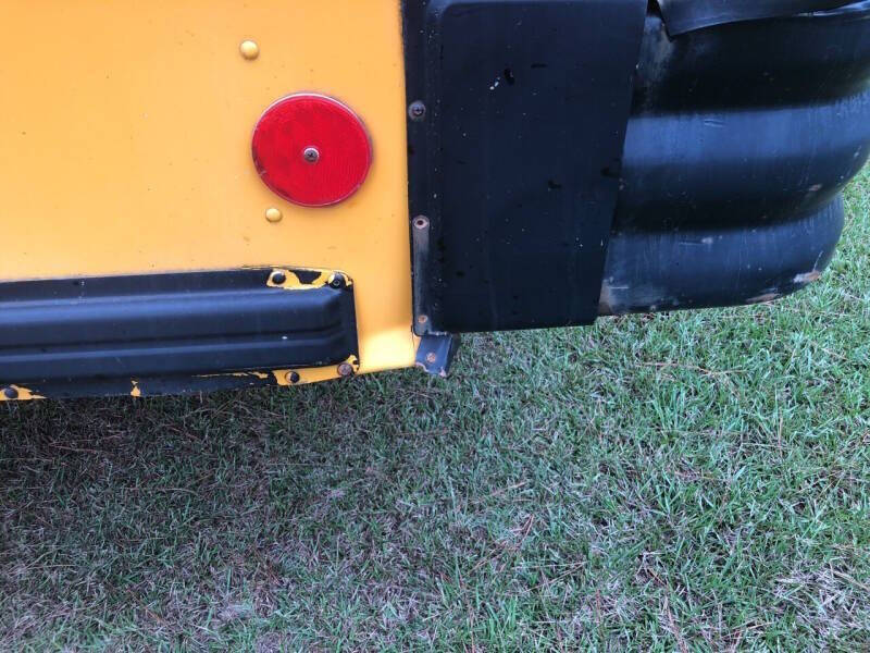 2001 International 3000IC