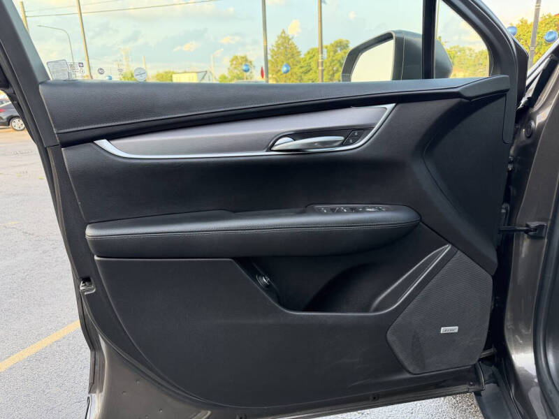 2020 Cadillac XT5 Luxury