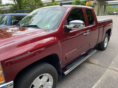 2013 Chevrolet Silverado 1500 for sale at WHARTON'S AUTO SVC & USED CARS in Wheeling WV