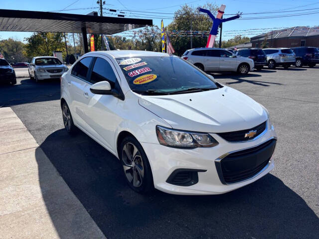 2018 Chevrolet Sonic for sale at Michael Johnson @ Allens Auto Sales Hopkinsville in Hopkinsville, KY