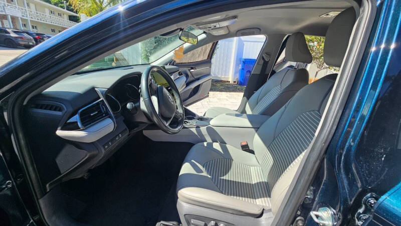 2021 Toyota Camry SE