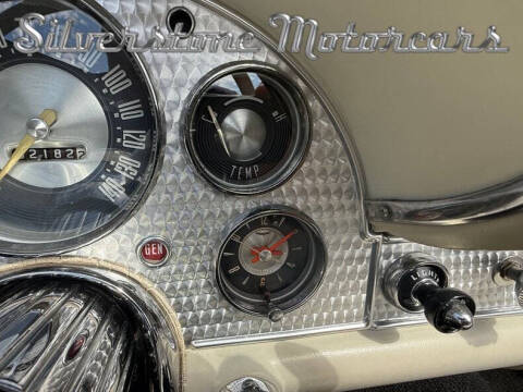 1957 Ford Thunderbird