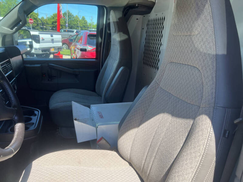 2020 Chevrolet Express 3500
