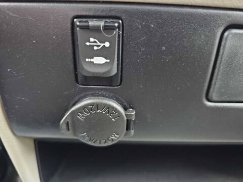 2016 Toyota Sienna LE 8-Passenger