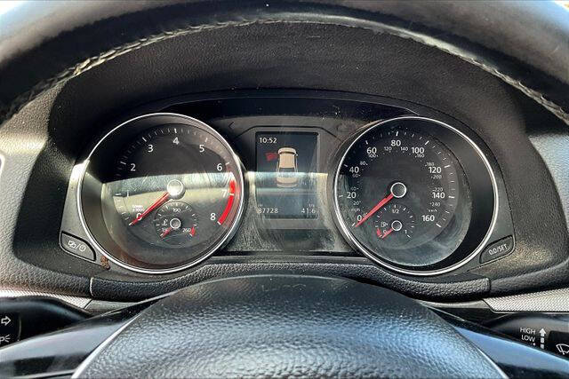 2017 Volkswagen Passat 1.8T SE