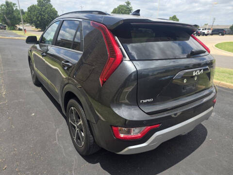 2024 Kia Niro EX