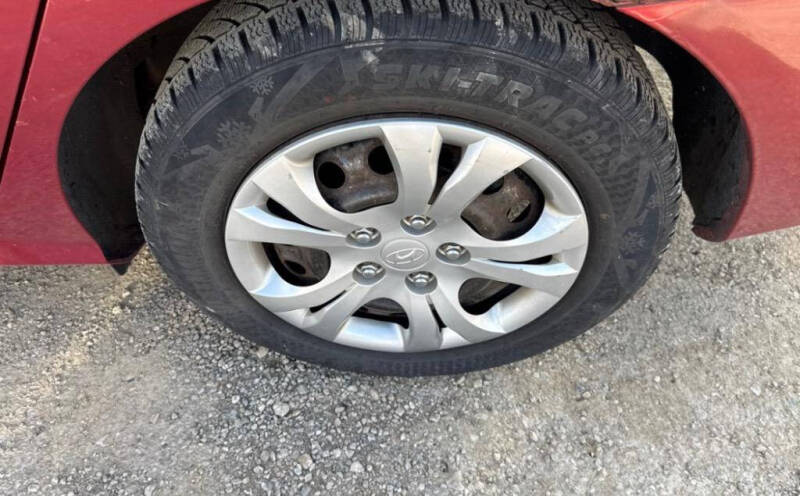 2010 Hyundai Elantra Blue