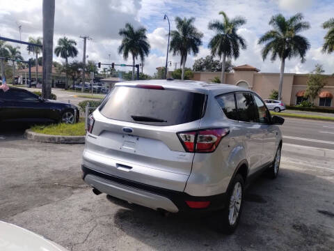 2017 Ford Escape SE