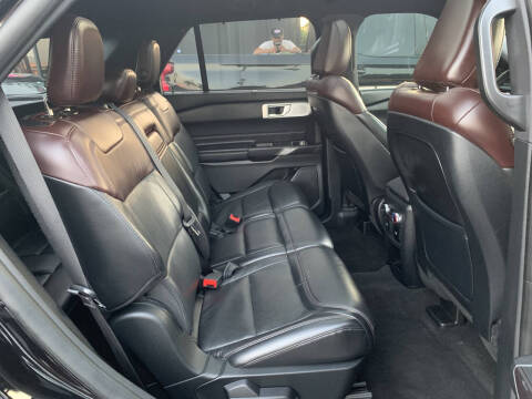 2020 Ford Explorer Platinum