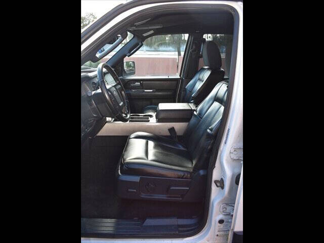 2017 Ford Expedition XL Fleet