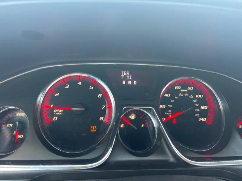 2013 GMC Acadia SLE-2