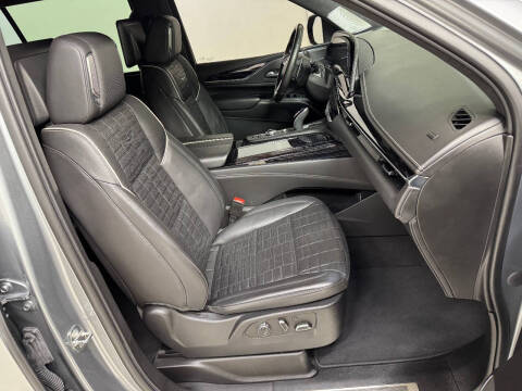 2023 Cadillac Escalade-V ESV