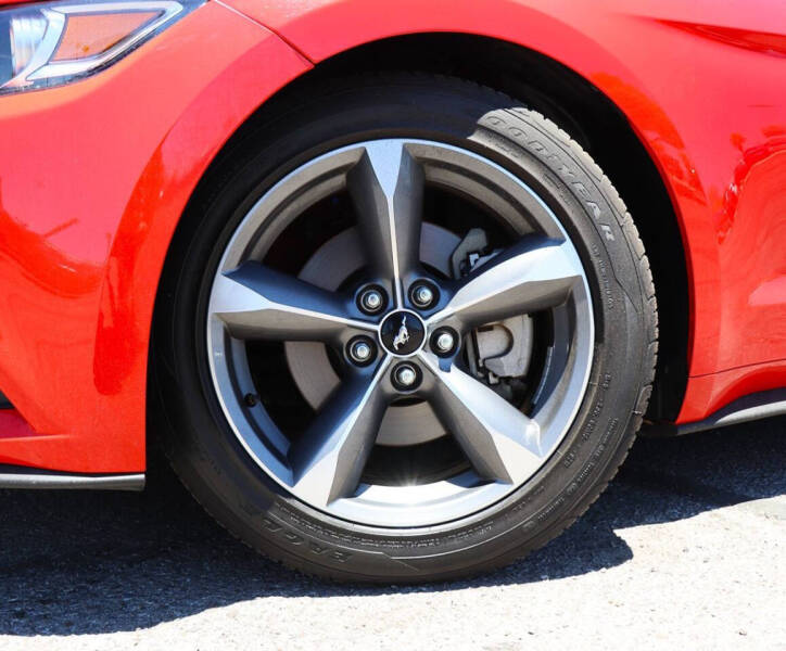 2015 Ford Mustang V6
