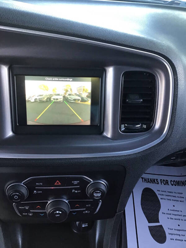 2019 Dodge Charger SXT