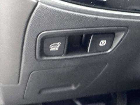 2023 Genesis GV70 2.5T Standard