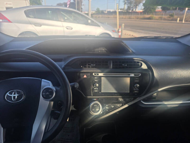2015 Toyota Prius c Two