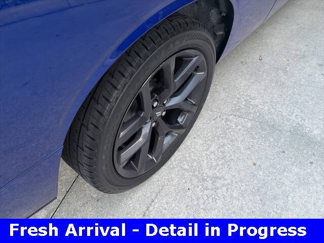 2021 Dodge Challenger SXT