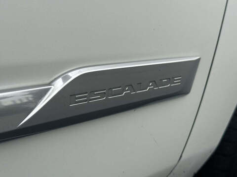 2020 Cadillac Escalade ESV Luxury