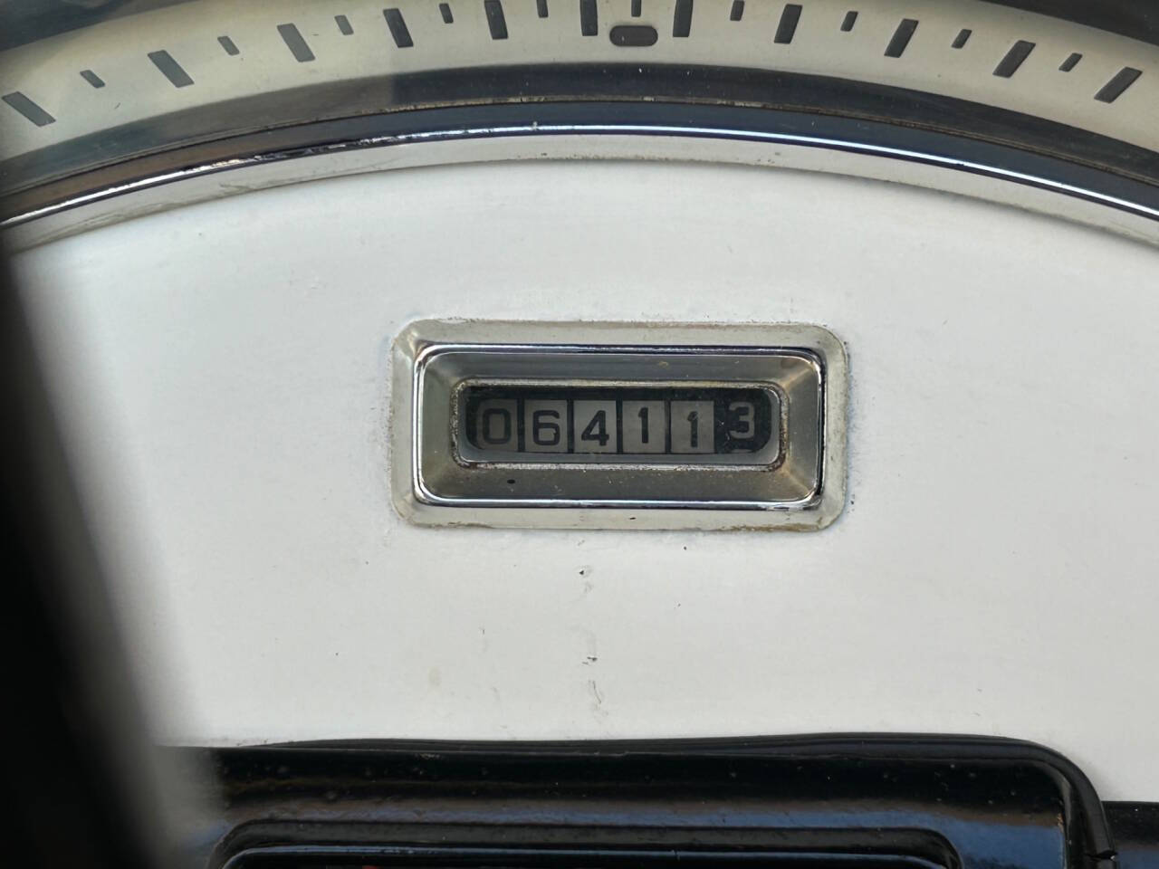 1957 Ford Fairlane 500 23