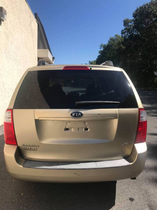 2007 Kia Sedona LX photo 3