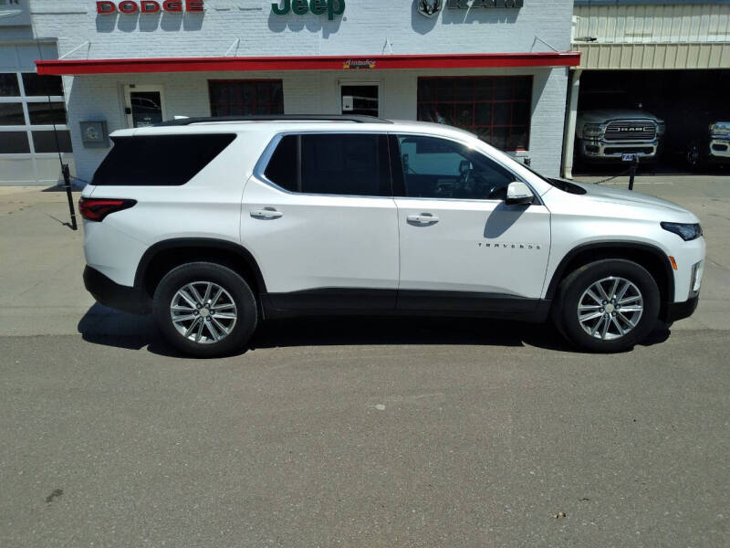 Used 2023 Chevrolet Traverse 1LT with VIN 1GNERGKW9PJ183870 for sale in Cambridge, NE