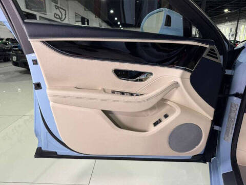 2022 Bentley Flying Spur V8