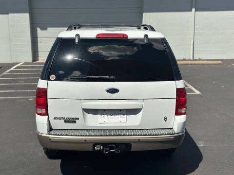 2004 Ford Explorer Eddie Bauer