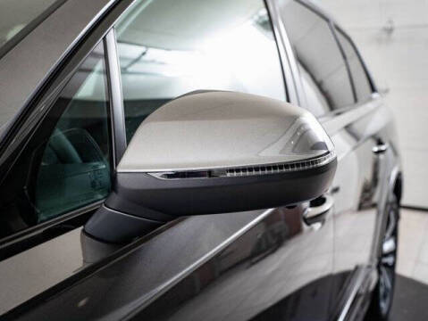 2026 Audi Q7 quattro Premium Plus 45 TFSI