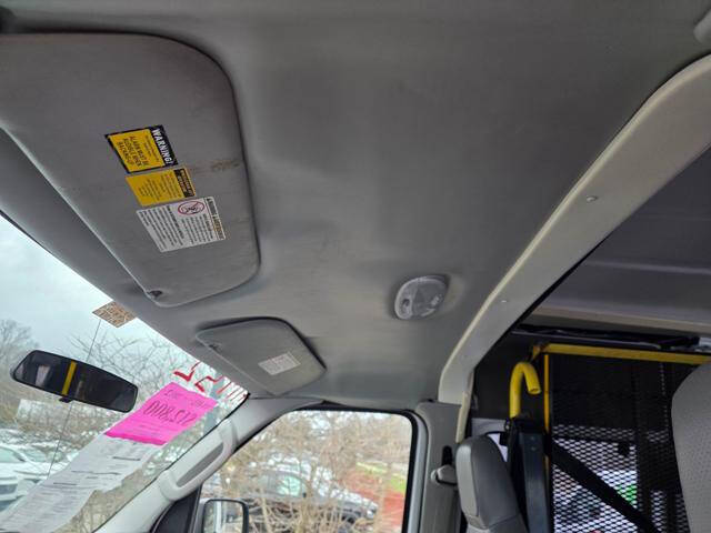 2012 Ford E-Series E-350 SD
