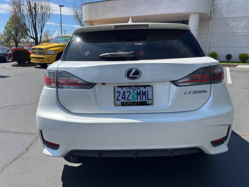 2017 Lexus CT 200h
