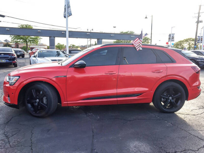 2019 Audi e-tron quattro Premium Plus