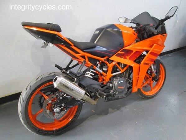 2024 KTM RC390 ABS