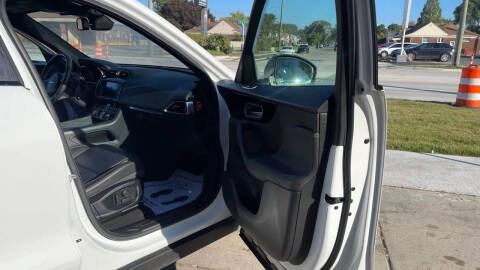 2017 Jaguar F-PACE 35t Prestige