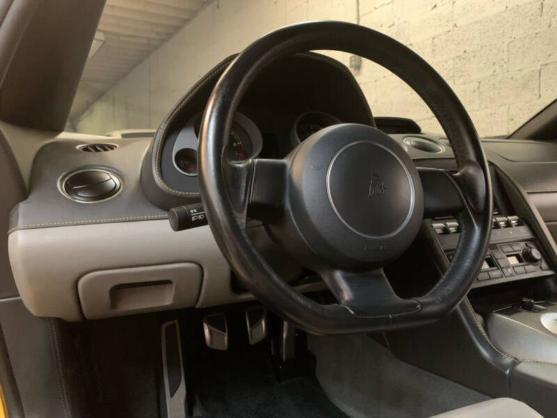 2004 Lamborghini Gallardo