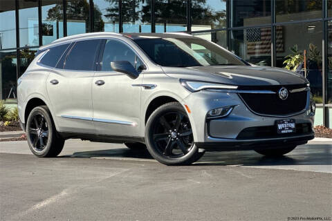 2024 Buick Enclave Essence