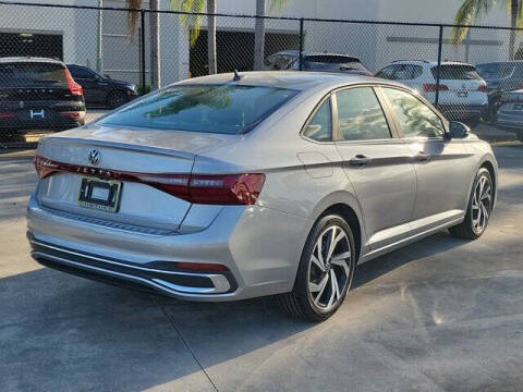 2025 Volkswagen Jetta SEL