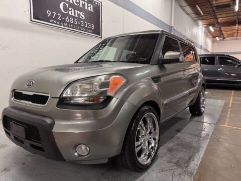 2010 Kia Soul +